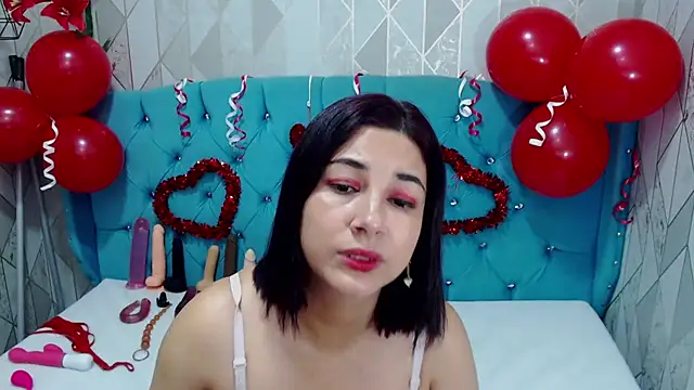 AdaFawxx online show from 02-08-25, 01:54