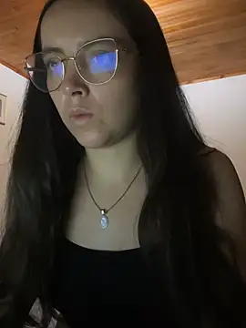 Snapshot of ana_ev chatting on 02-25-26, 11:14 ana ev online show from 02-25-26, 11:14