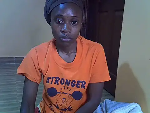 Tanaissa2 online show from 11-30-25, 01:42