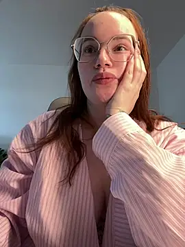 Mona-Peaches online show from 02-01-25, 11:10