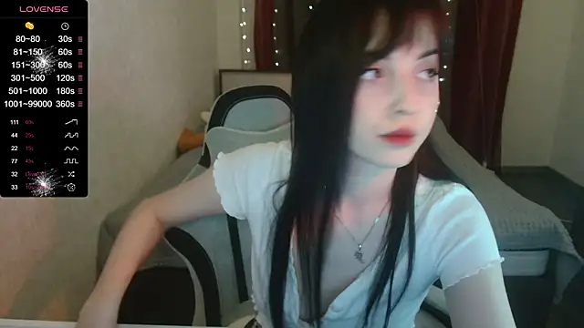Snapshot of BlackyKitt chatting on 01-21-25, 04:48 BlackyKitt online show from 01-21-25, 04:48