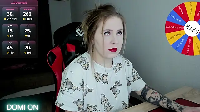 Olivia Munk online show from 01-24-25, 03:22