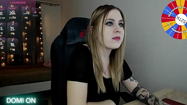 Olivia Munk online show from 02-14-25, 05:09