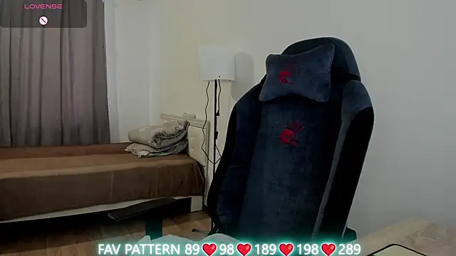 Olivia Munk online show from 03-04-25, 06:58