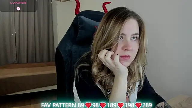 Olivia Munk online show from 03-08-25, 03:50