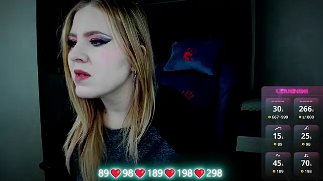 Olivia Munk online show from 10-10-25, 04:33