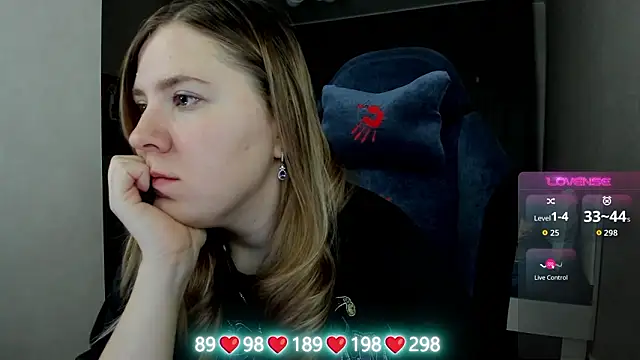 Olivia Munk online show from 02-08-26, 03:43