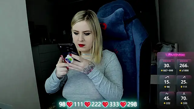 Olivia Munk online show from 04-02-26, 04:10