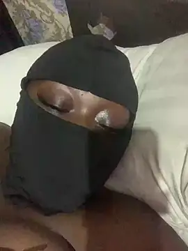 sweet1111 online show from 12-10-24, 04:13