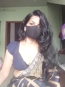 Shuttii 25 online show from 10-31-25, 04:57