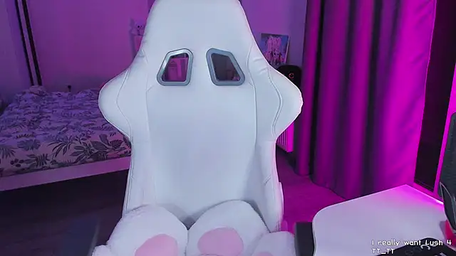 Yumi Youkai online show from 02-21-25, 05:09