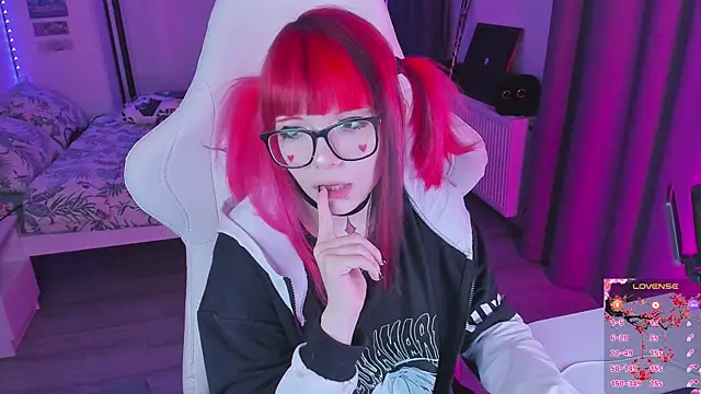 Yumi Youkai online show from 10-15-25, 02:22