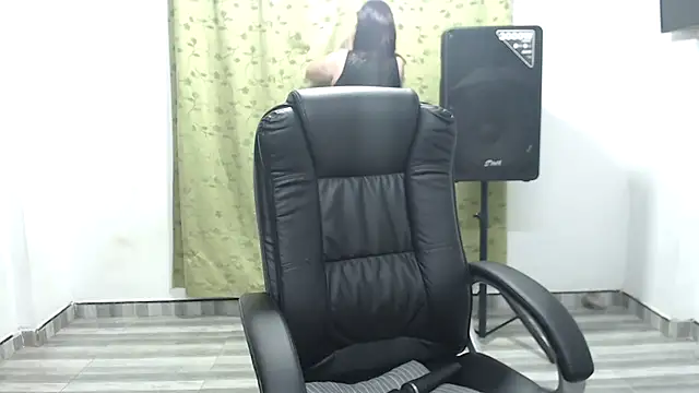 LAURA CRAIZY online show from 03-28-26, 03:17