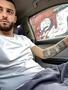 ElChapoGuzman95 online show from 09-24-25, 05:44