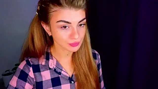  comefeelme  online show from 11-05-25, 06:46