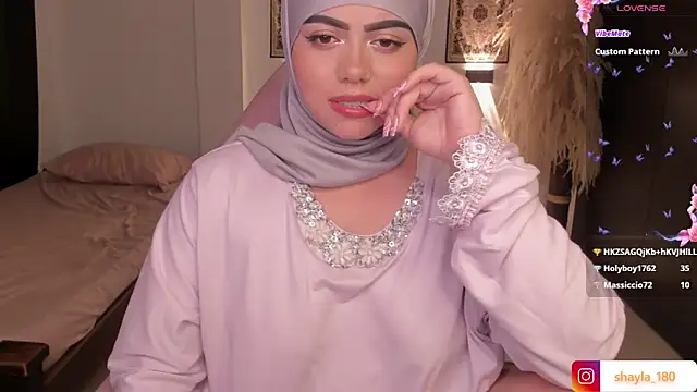 shayla 18 online show from 03-11-25, 12:00