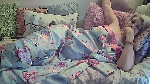 MaggieMoonxxx online show from 12-29-24, 05:21