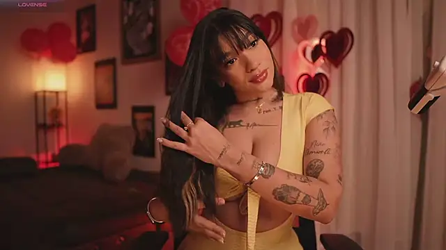 Snapshot of HannahW_ chatting on 02-20-26, 09:59 HannahW online show from 02-20-26, 09:59