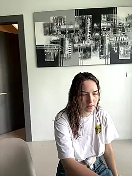 Nura n Sarah online show from 12-08-24, 04:57