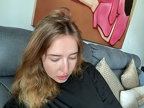 Nura n Sarah online show from 02-28-25, 07:05