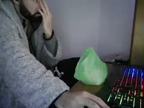 Snapshot of joaodias_97 chatting on 03-12-25, 09:45 joaodias 97 online show from 03-12-25, 09:45