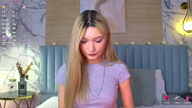 CarolReeves online show from 02-25-25, 06:03