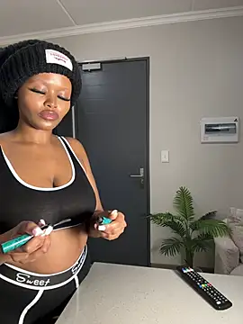 Snapshot of Neelo-Smith chatting on 03-06-25, 07:32 Neelo-Smith online show from 03-06-25, 07:32