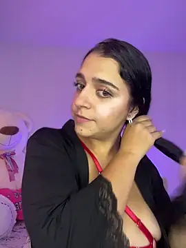 Alicia Ruiz online show from 09-19-25, 06:08