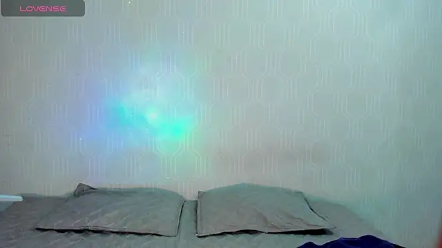 Snapshot of TATIANA_LOPEZ19 chatting on 09-15-25, 08:42 TATIANA LOPEZ19 online show from 09-15-25, 08:42