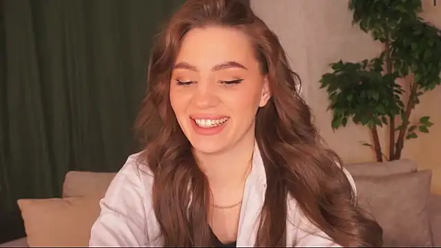 Snapshot of MaryHillty chatting on 12-12-24, 01:06 MaryHillty online show from 12-12-24, 01:06