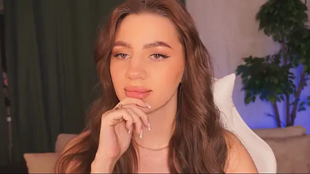 Snapshot of MaryHillty chatting on 12-12-24, 04:10 MaryHillty online show from 12-12-24, 04:10