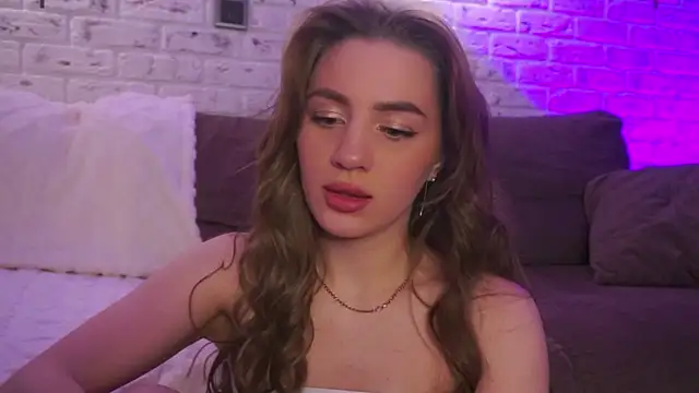 Snapshot of MaryHillty chatting on 01-29-25, 06:07 MaryHillty online show from 01-29-25, 06:07