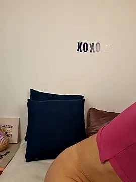 Snapshot of Alicesoul chatting on 02-13-26, 11:12 Alicesoul online show from 02-13-26, 11:12