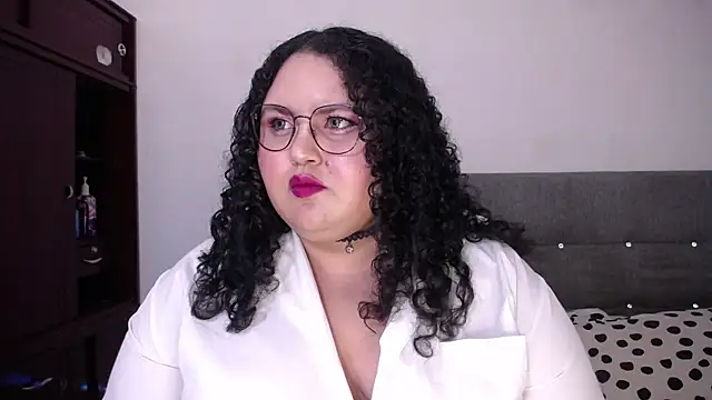 Snapshot of luisianacoxx chatting on 12-13-24, 07:04 luisianacoxx online show from 12-13-24, 07:04