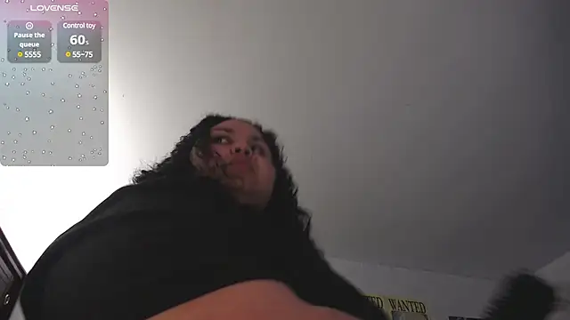 Snapshot of luisianacoxx chatting on 03-08-25, 10:24 luisianacoxx online show from 03-08-25, 10:24