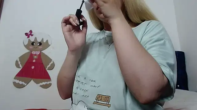 69liamilk69 online show from 10-05-25, 08:34