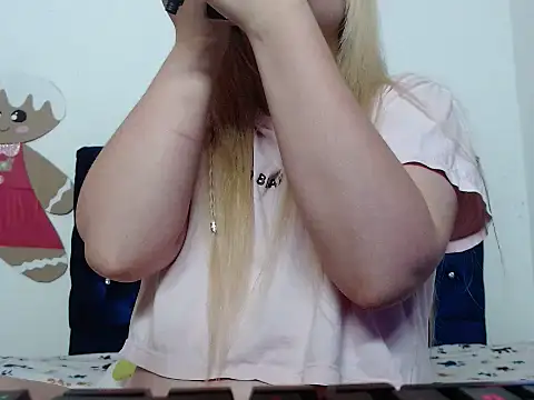 69liamilk69 online show from 10-18-25, 04:26