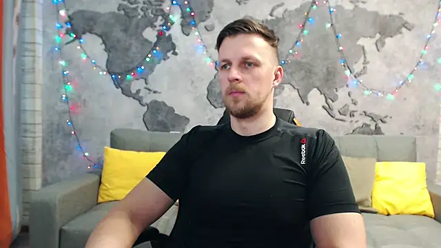 Snapshot of VikingChrisss chatting on 01-10-25, 11:00 VikingChrisss online show from 01-10-25, 11:00