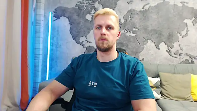 Snapshot of VikingChrisss chatting on 01-25-25, 11:02 VikingChrisss online show from 01-25-25, 11:02