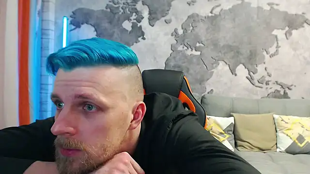 Snapshot of VikingChrisss chatting on 02-02-25, 02:13 VikingChrisss online show from 02-02-25, 02:13