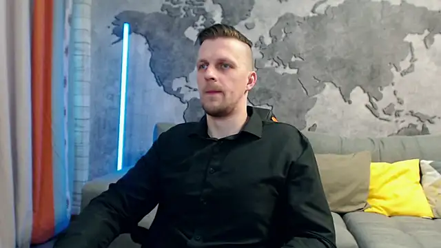 Snapshot of VikingChrisss chatting on 03-21-25, 02:07 VikingChrisss online show from 03-21-25, 02:07