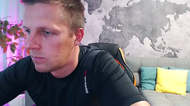 Snapshot of VikingChrisss chatting on 10-10-25, 09:19 VikingChrisss online show from 10-10-25, 09:19