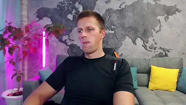 Snapshot of VikingChrisss chatting on 10-18-25, 10:27 VikingChrisss online show from 10-18-25, 10:27