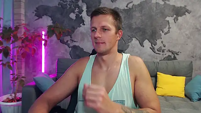 Snapshot of VikingChrisss chatting on 10-25-25, 10:23 VikingChrisss online show from 10-25-25, 10:23