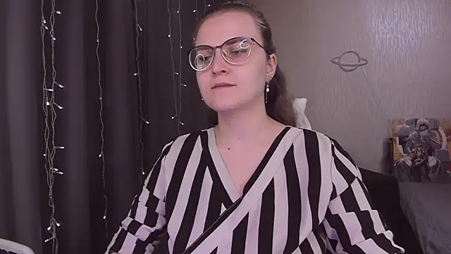 MissBrightShine online show from 11-01-25, 09:55