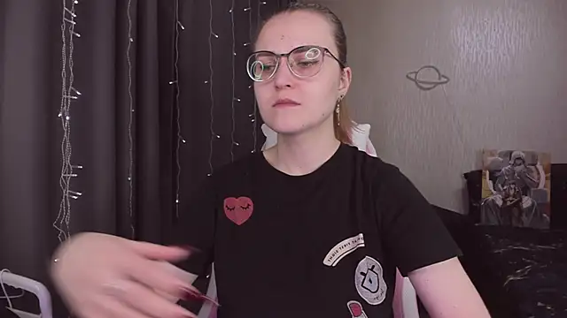 MissBrightShine online show from 12-20-25, 11:06