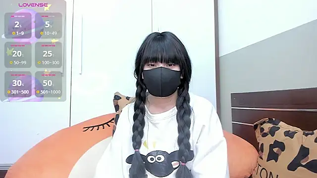 alonelove   online show from 01-19-25, 02:36