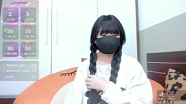alonelove   online show from 01-19-25, 05:37