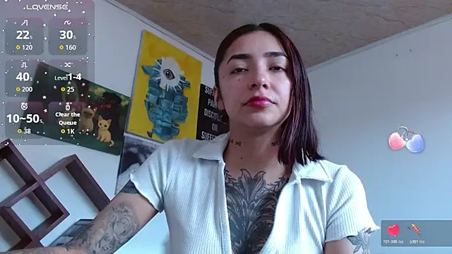 Snapshot of ZoeBakers_ chatting on 02-10-26, 04:44 ZoeBakers online show from 02-10-26, 04:44