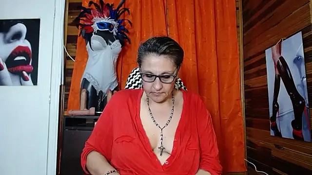 merlyna goldens online show from 02-15-25, 03:39